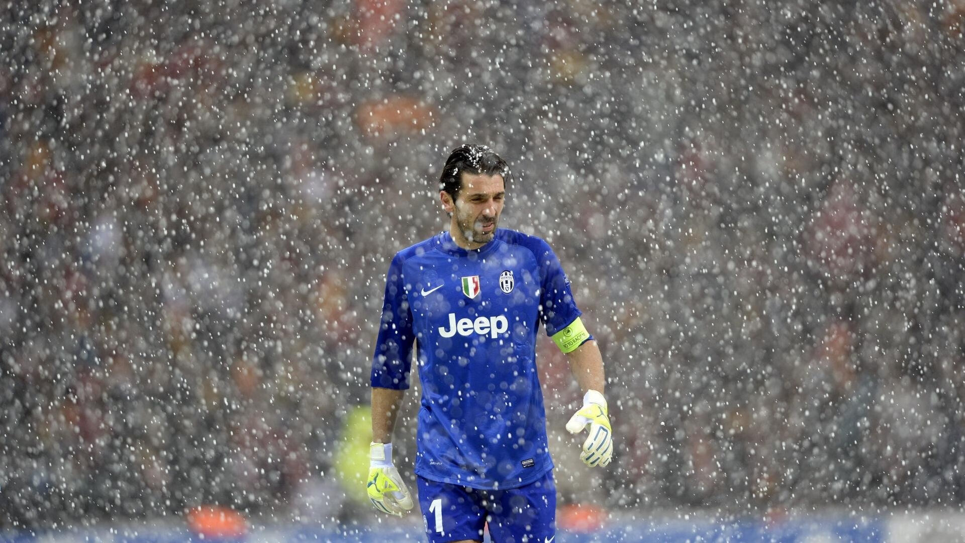 爱游戏体育平台-沙尔克主教练承担责任，不惧困境，沙尔克主教练下课